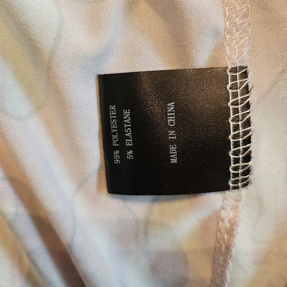 LOVEUDEAR and Milk & Honey rompers bundle - Picture 4 of 10